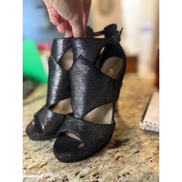 GUESS Black Silver Sparkly Platform Heels Size 6.5 - Picture 5 of 7